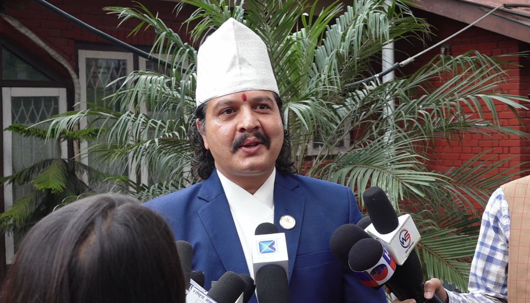 सभापति चयन भएपछि ढकाल भन्छन्, समितिमा दल भन्दा बाहिर निस्केर बहसहरु गर्नेछौं